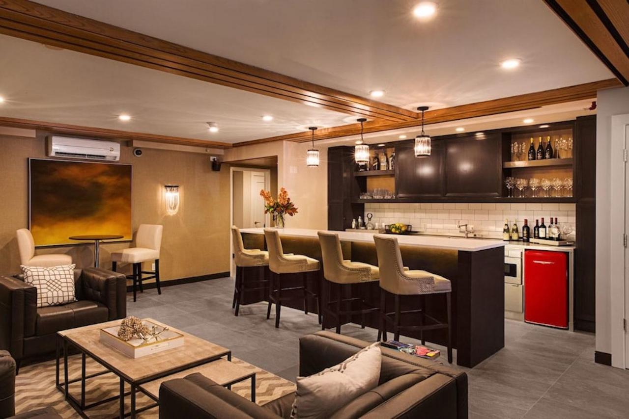 Fathoms Hotel & Marina Port Washington Экстерьер фото